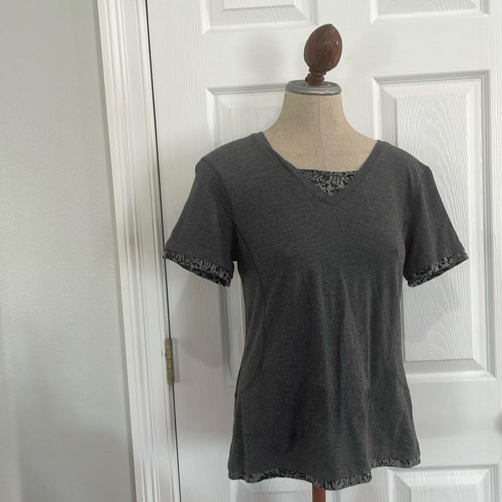 Danskin now gray short sleeve top cotton spandex stretch Trim women size L 12 14